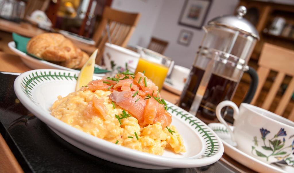 ดันฮาลลินเฮาส์ Bed & Breakfast อินเวอร์เนส ภายนอก รูปภาพ